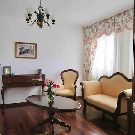 Villa Airexe. Con Piscina Y Tenis En La Ribeira Sacra *