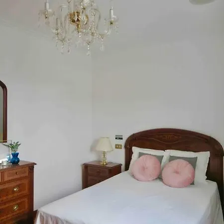Villa Airexe. Con Piscina Y Tenis En La Ribeira Sacra Taboada